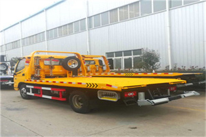 渑池附近拖车救援搭电